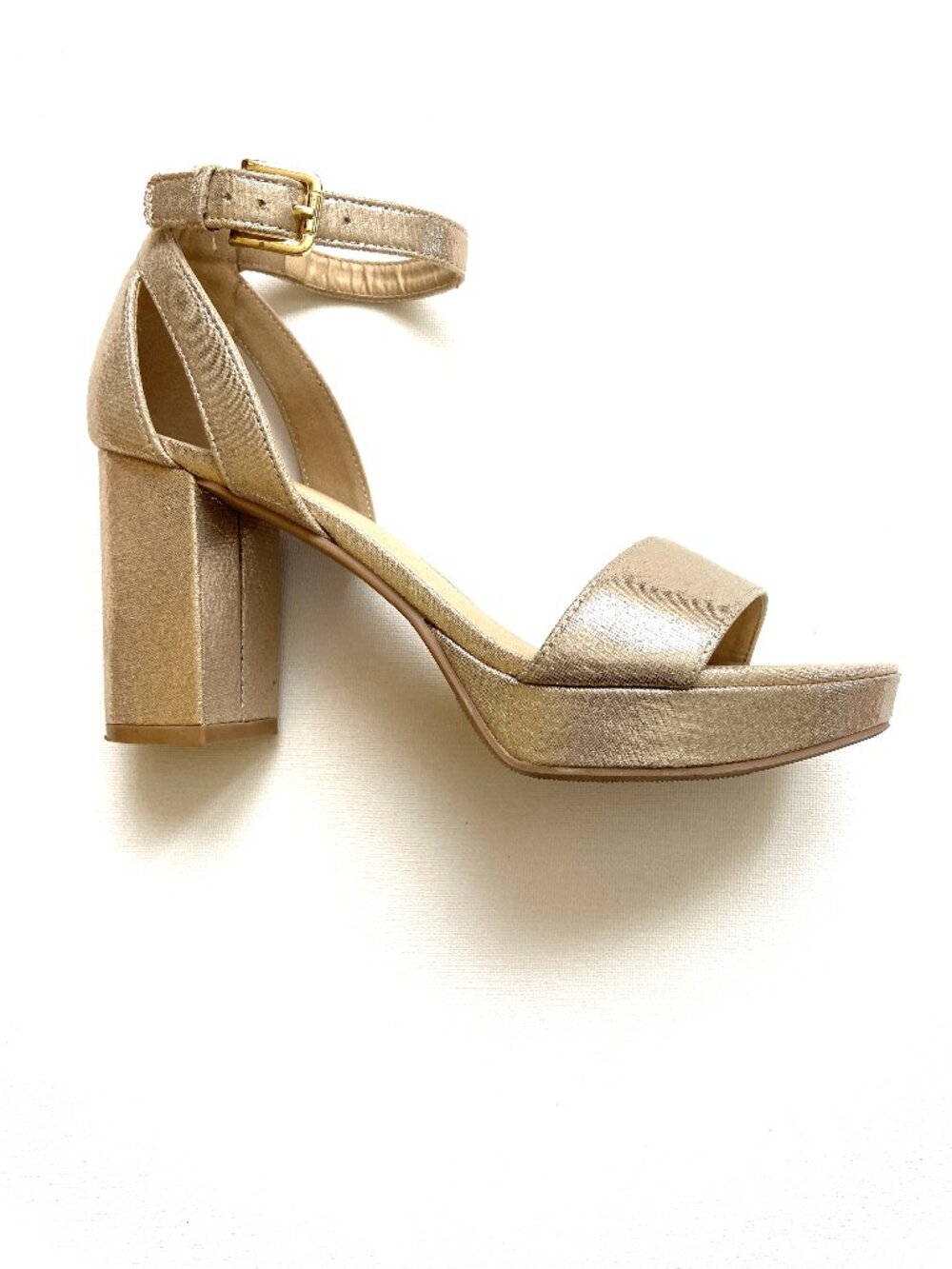 CL By Laundry Women's Metallic Go On-2 Sandal Gold 6-1/2 M